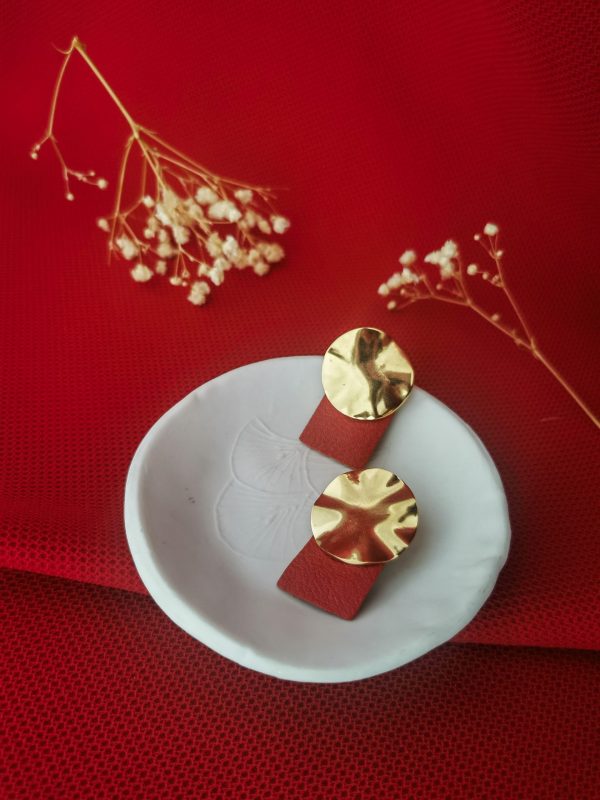 Boucles d'oreilles modulables en laiton doré à l'or fin et en cuir_Myosa_3 Boucles d'oreilles modulables en laiton doré à l'or fin et en cuir - Myosa