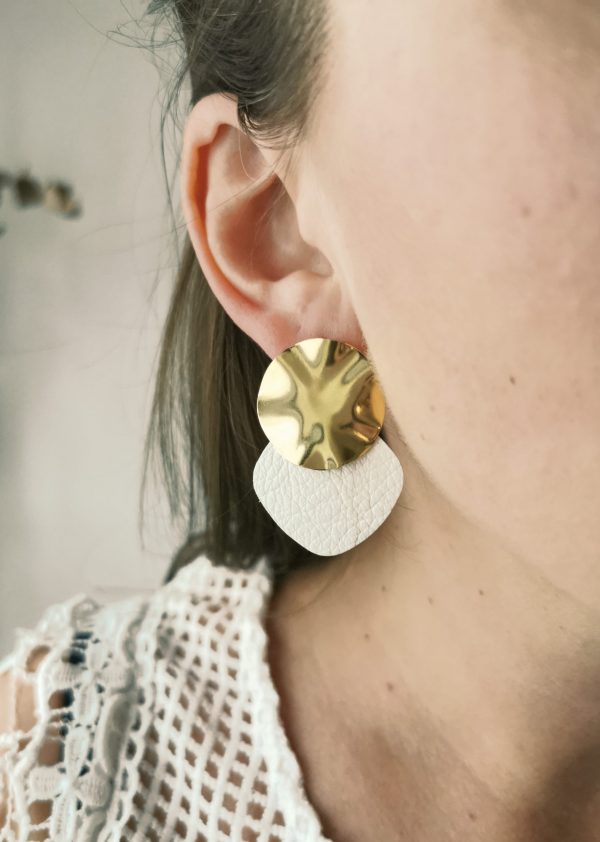 Boucles d'oreilles rondes, modulables_laiton doré à l'or fin et en cuir_Myosi_15 Boucles d'oreilles rondes, modulables en laiton doré à l'or fin et en cuir - Myosi