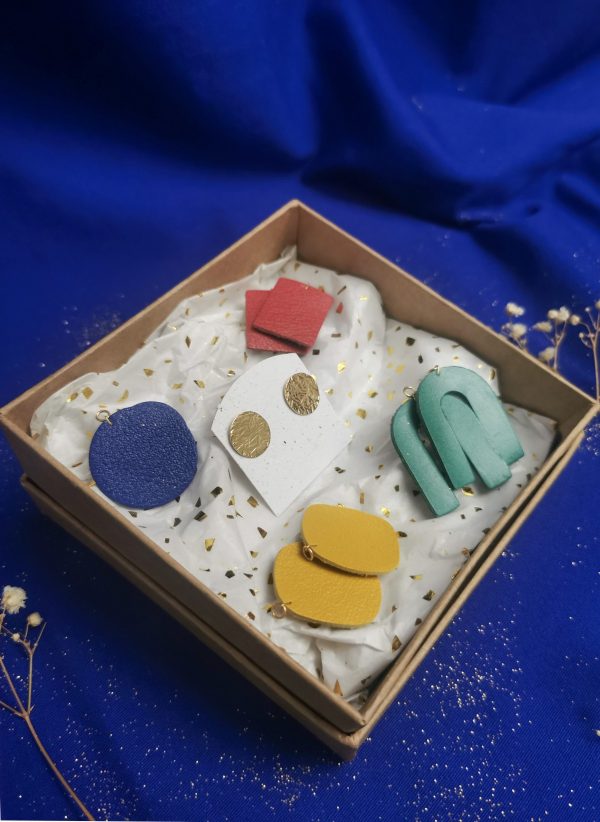 Coffret cadeau de bijoux pour femmes Coffret cadeau bijoux femmes - Une petite base ronde et 4 éléments colorés